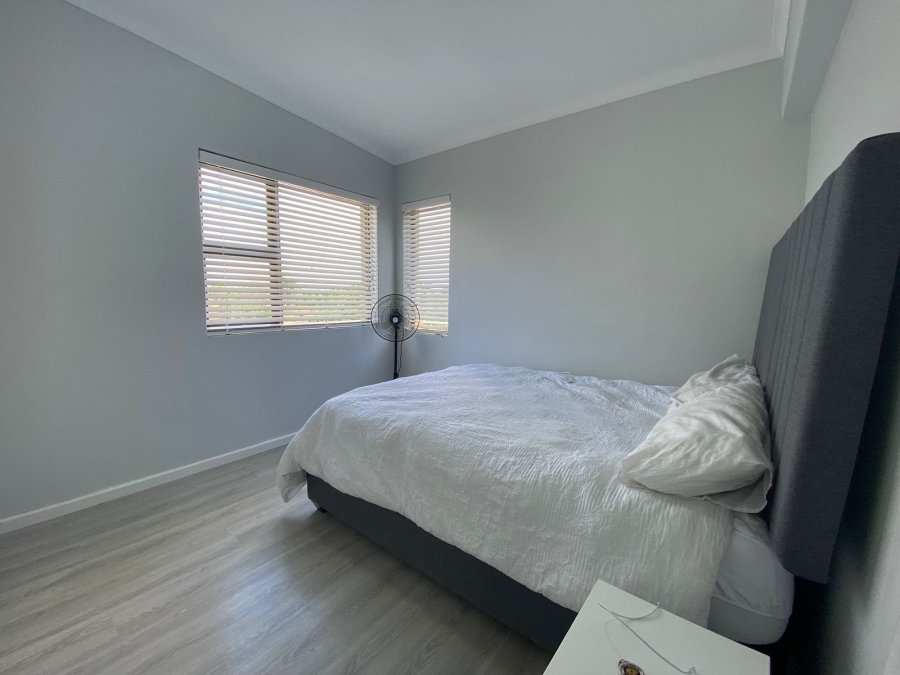2 Bedroom Property for Sale in Parklands Western Cape